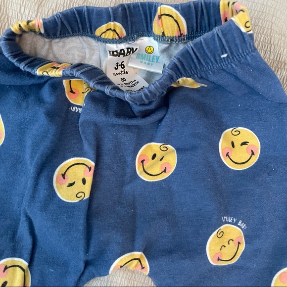 Smiley, Happy Baby Set - Picture 3 of 4